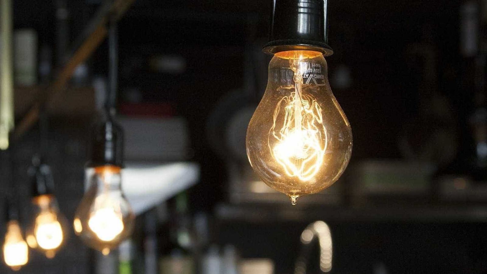 CONSUMIDORES PODEM PAGAR R$ 1,4 BI A MAIS PARA COBRIR DÉFICIT ELÉTRICO - News Rondônia