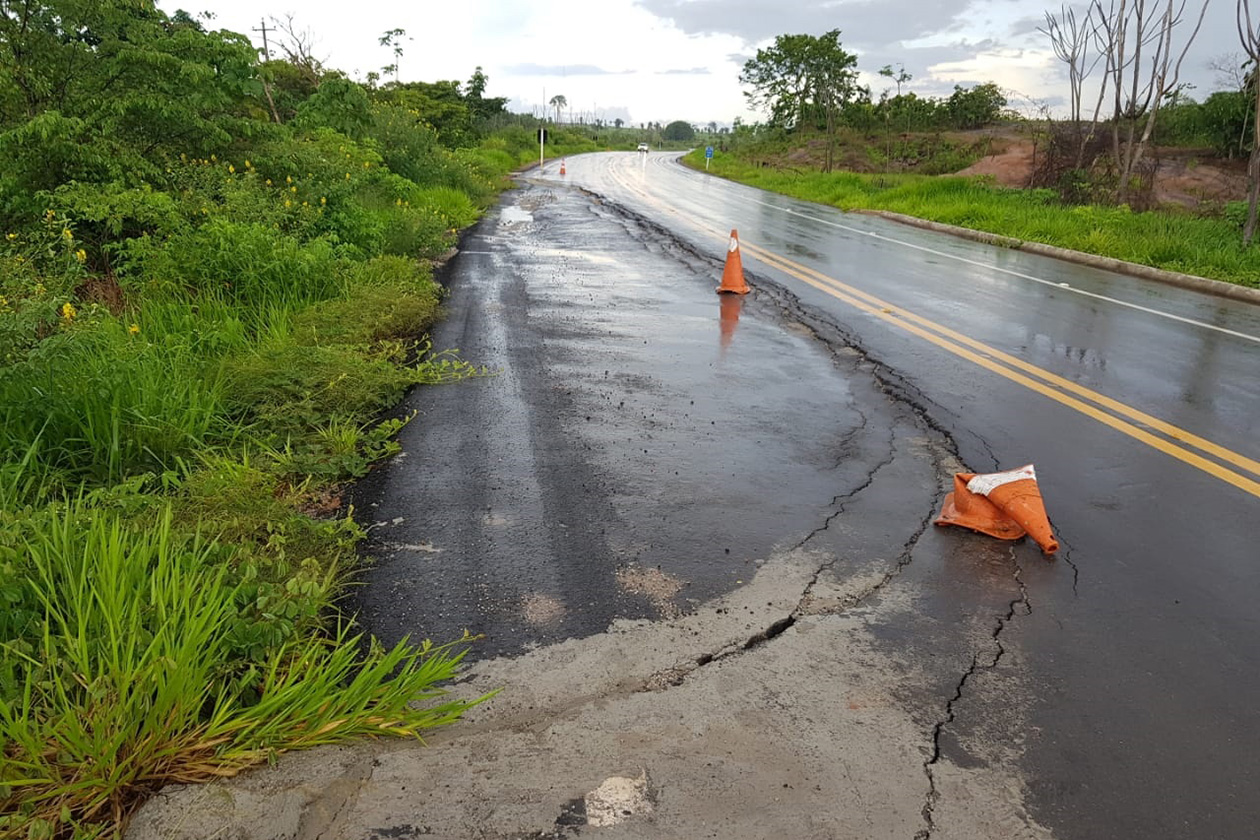 DR. NEIDSON SOLICITA URGÊNCIA PARA INÍCIO DE OBRAS DE RECUPERAÇÃO EM TRECHO DA BR 425 - News Rondônia