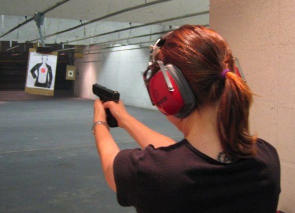 BRASILEIROS DISPARAM OPINIÕES A FAVOR E CONTRA A FLEXIBILIZAÇÃO DA POSSE DE ARMAS NO PAÍS - News Rondônia