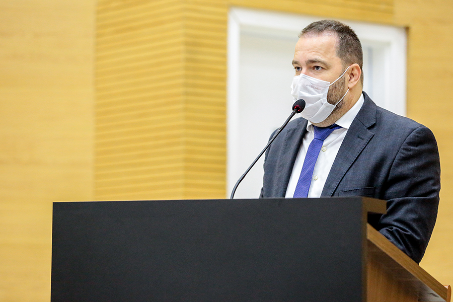Presidente Alex Redano garante implantação de usina de energia solar em Clube de Mães em Jaru - News Rondônia