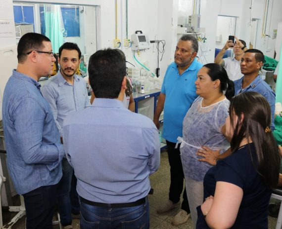 GOVERNADOR MARCOS ROCHA VISITA PRONTO SOCORRO JOÃO PAULO II E OUVE DEMANDA DE SERVIDORES E PACIENTES - News Rondônia