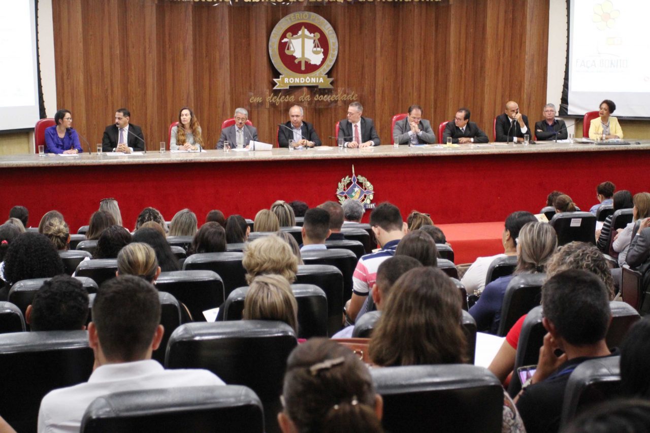 SECRETARIAS DE ESTADO ASSINAM TERMO DE COMPROMISSO DE COMBATE A VIOLÊNCIA SEXUAL CONTRA CRIANÇAS E ADOLESCENTES EM RONDÔNIA - News Rondônia