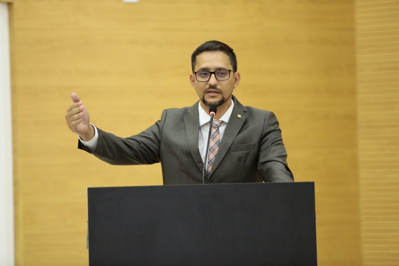 Para evitar contaminação em massa no sistema prisional deputado Anderson indica realização de testes rápidos em policiais penais e presos - News Rondônia