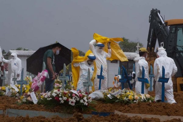 Última semana de fevereiro bate recorde de mortes por Covid no Brasil - News Rondônia