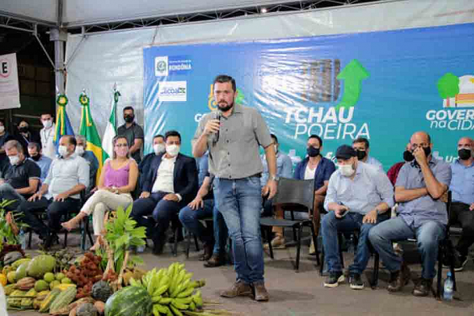 Câmara prestigia lançamento do programa do governo do estado Tchau Poeira, e recursos na ordem de quase 16 milhões para Cacoal - News Rondônia