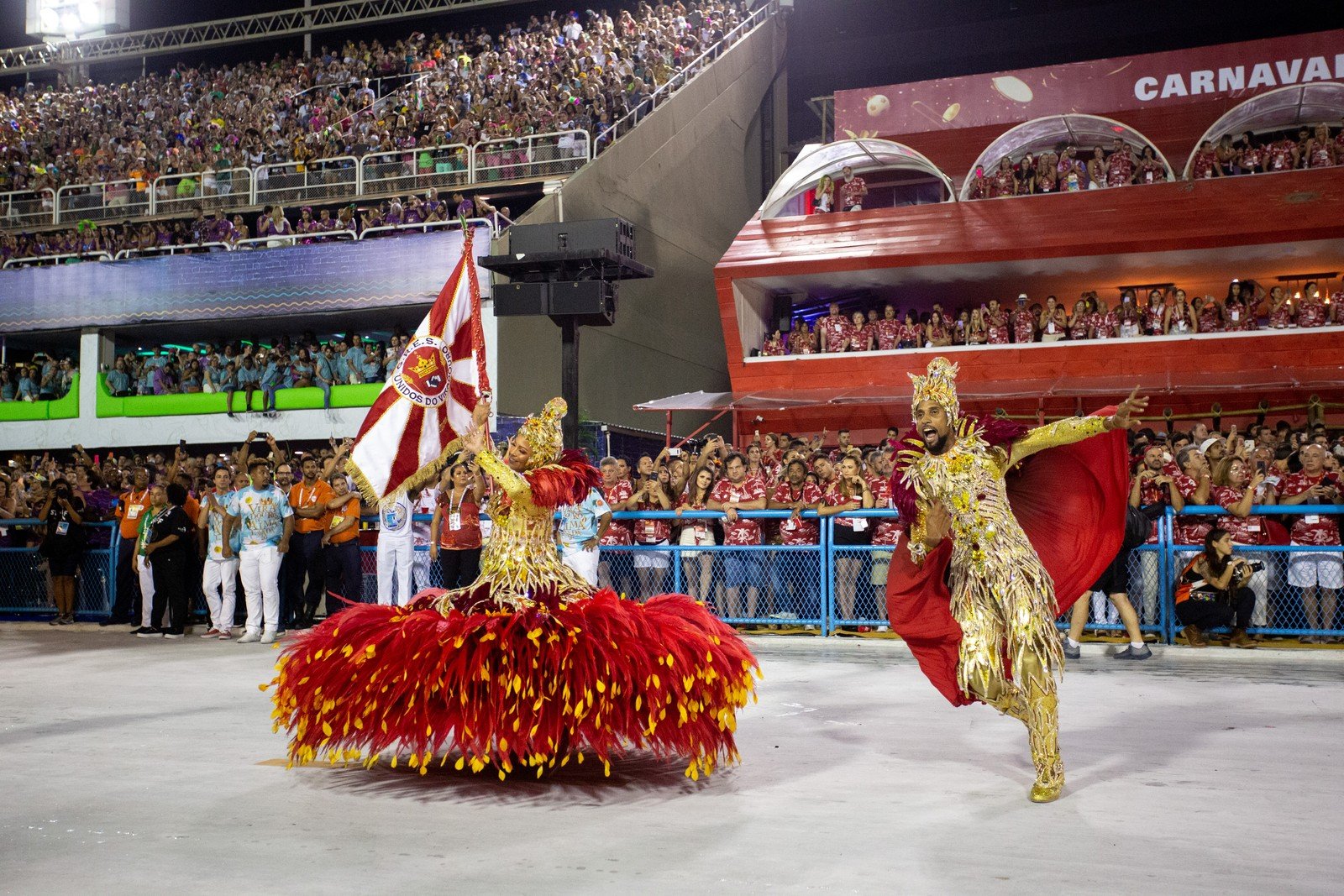 A VIRADOURO SAI DE ALMA LAVADA AO CONQUISTAR SEU SEGUNDO TÍTULO NO CARNAVAL CARIOCA - News Rondônia