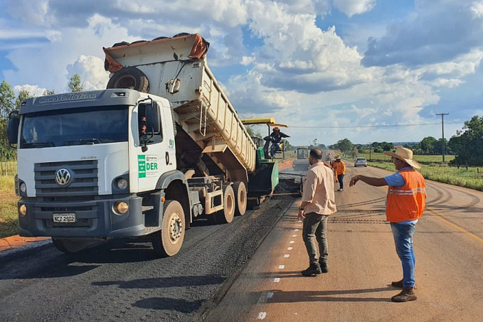 MOBILIDADE - DER conclui pavimentação asfáltica da ciclovia na RO-479, em Rolim de Moura - News Rondônia