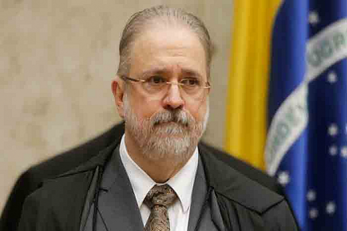 MEC afirma que irá apurar como 'sumiram' 1,4 milhão de alunos nos cálculos de repasse do Fundeb - News Rondônia
