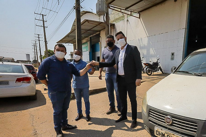 Hospital Regional de Buritis recebe veículo após indicação do presidente Alex Redano - News Rondônia