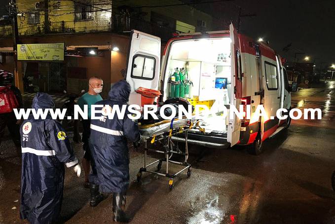 Colisão entre moto e carro deixa motoboy com lesão grave pelo corpo em cruzamento da capital - News Rondônia