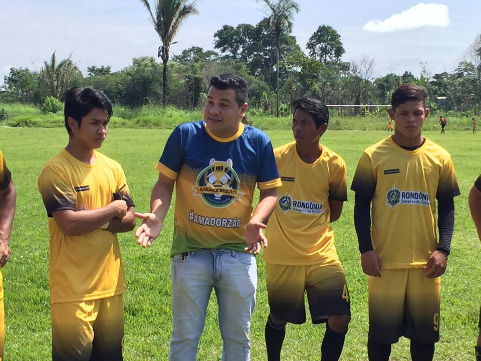 MOÇÃO VAI HOMENAGEAR JOGADORES E ÁRBITROS DA COPA AMADORZÃO DE FUTEBOL - News Rondônia