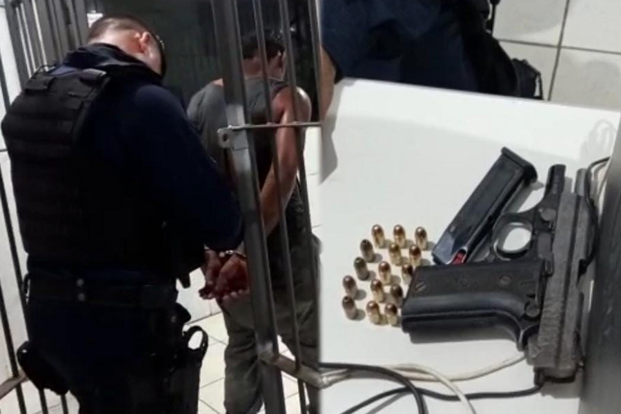 VACILOU - Amigo é preso após furtar arma de vigilante - News Rondônia