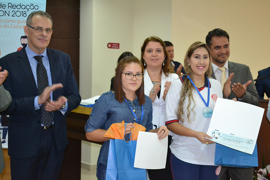 VENCEDORES DO CONCURSO DE REDAÇÃO DA AMERON TEM PROGRAMAÇÃO ESPECIAL EM PORTO VELHO - News Rondônia