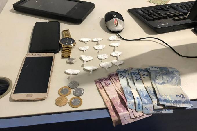 Adolescente é flagrado com vendendo porções de cocaína na zona sul de Porto Velho - News Rondônia