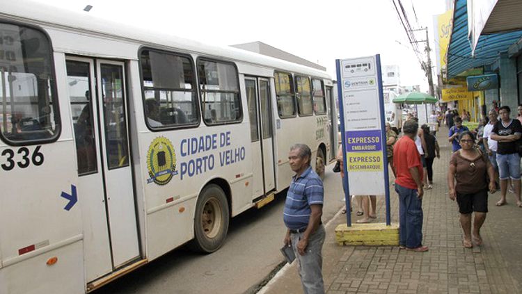 TRANSPORTE - ABERTURA DO NATAL PORTO DE LUZ TERÁ ÔNIBUS GRATUITO PARA O PARQUE DOS TANQUES - News Rondônia