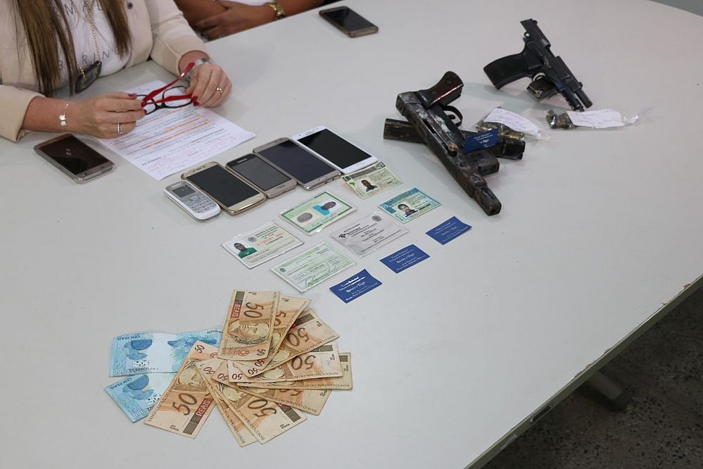 NOIVO É PRESO UMA SEMANA ANTES DO CASAMENTO POR LIGAÇÃO COM FACÇÃO NA BAHIA - News Rondônia