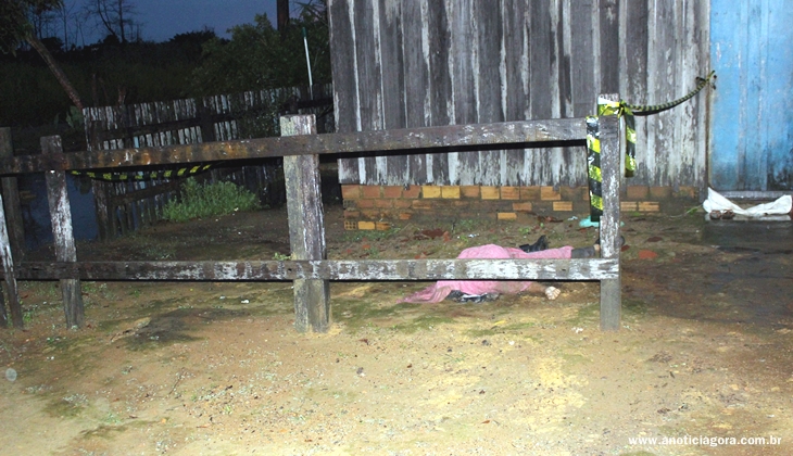 Vulgo Campo Grande é executado com golpes de faca - IMAGENS FORTES - News Rondônia