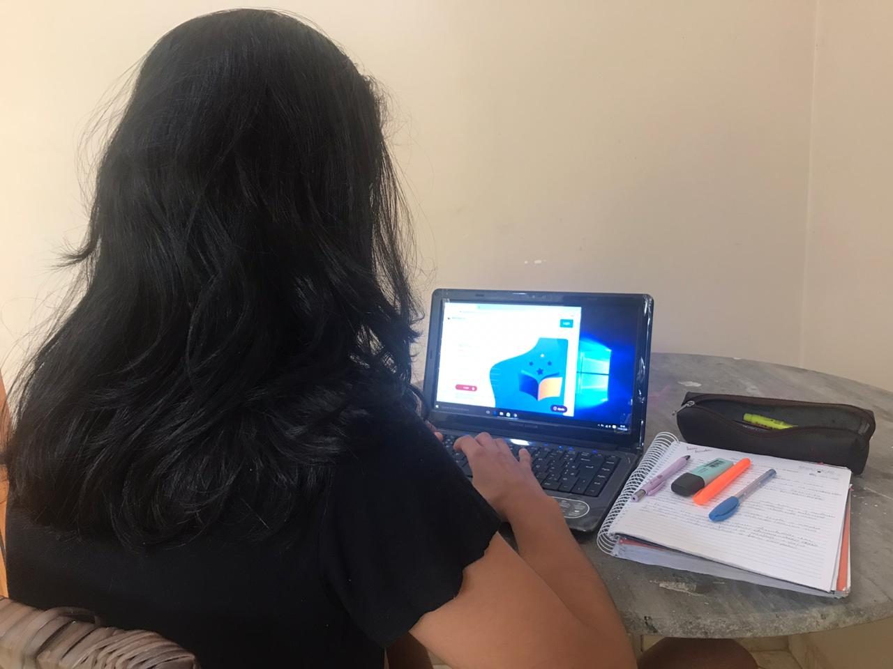 AULAS ON-LINE CONTRIBUEM PARA A PREPARAÇÃO DE ALUNOS AO ENEM - News Rondônia