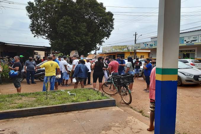 Deu polícia na associação de moradores do J. Santana no 1º dia de trabalho da presidente eleita - News Rondônia