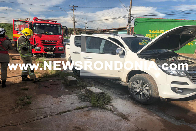 URGENTE: Caminhonete tem princípio de incêndio na capital e bombeiros são acionados - News Rondônia