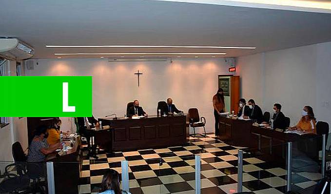 NA JUSTIÇA: Juiz arquiva processo contra uma mãe por injúria no Facebook - News Rondônia