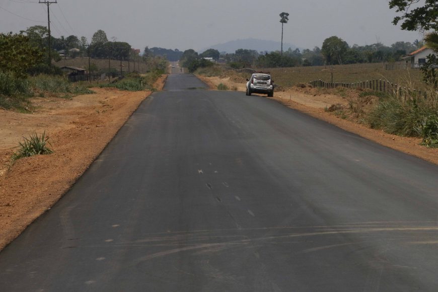 PROGRESS - Governo avança em obra de asfaltamento da RO-470 que liga Ouro Preto do Oeste a Vale do Paraíso - News Rondônia