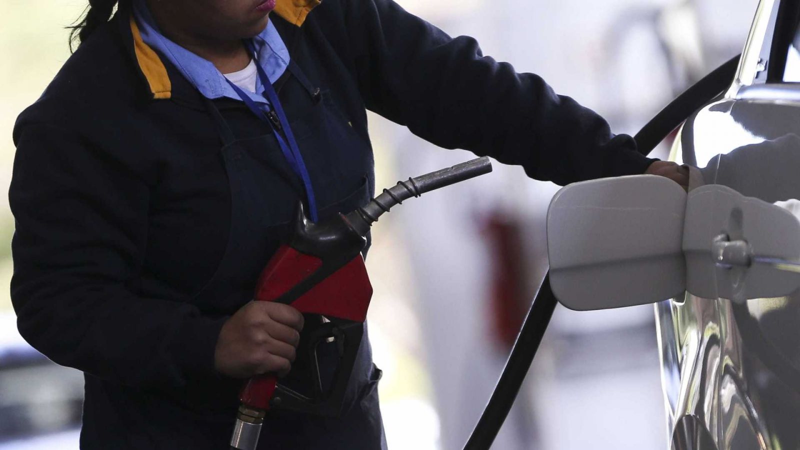 APÓS 7 ALTAS, PETROBRAS ANUNCIA CORTE NO PREÇO DA GASOLINA - News Rondônia
