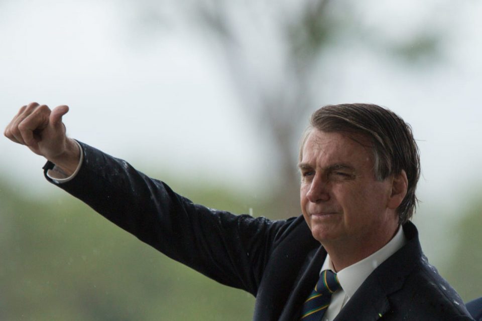 BOLSONARO: ESTADOS E UNIÃO TÊM CULPA NO PREÇO DO COMBUSTÍVEL - News Rondônia