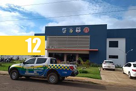 AO OUVIR GRITOS DE SOCORRO, MULHER JOGA CARRO CONTRA ASSALTANTE - News Rondônia