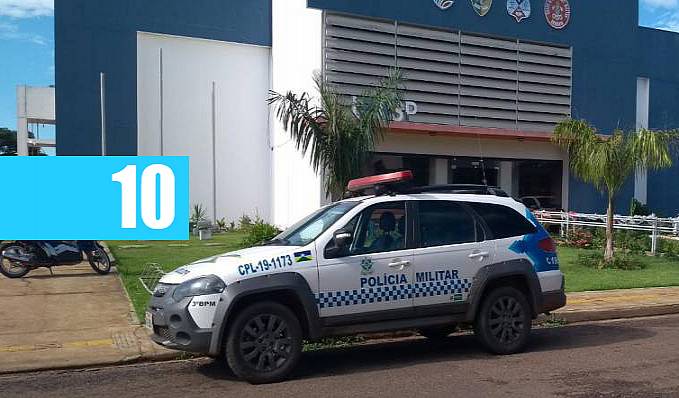Motociclista aciona a Polícia Militar após ser assaltado por três travestis e sofrer corte de faca no rosto - News Rondônia