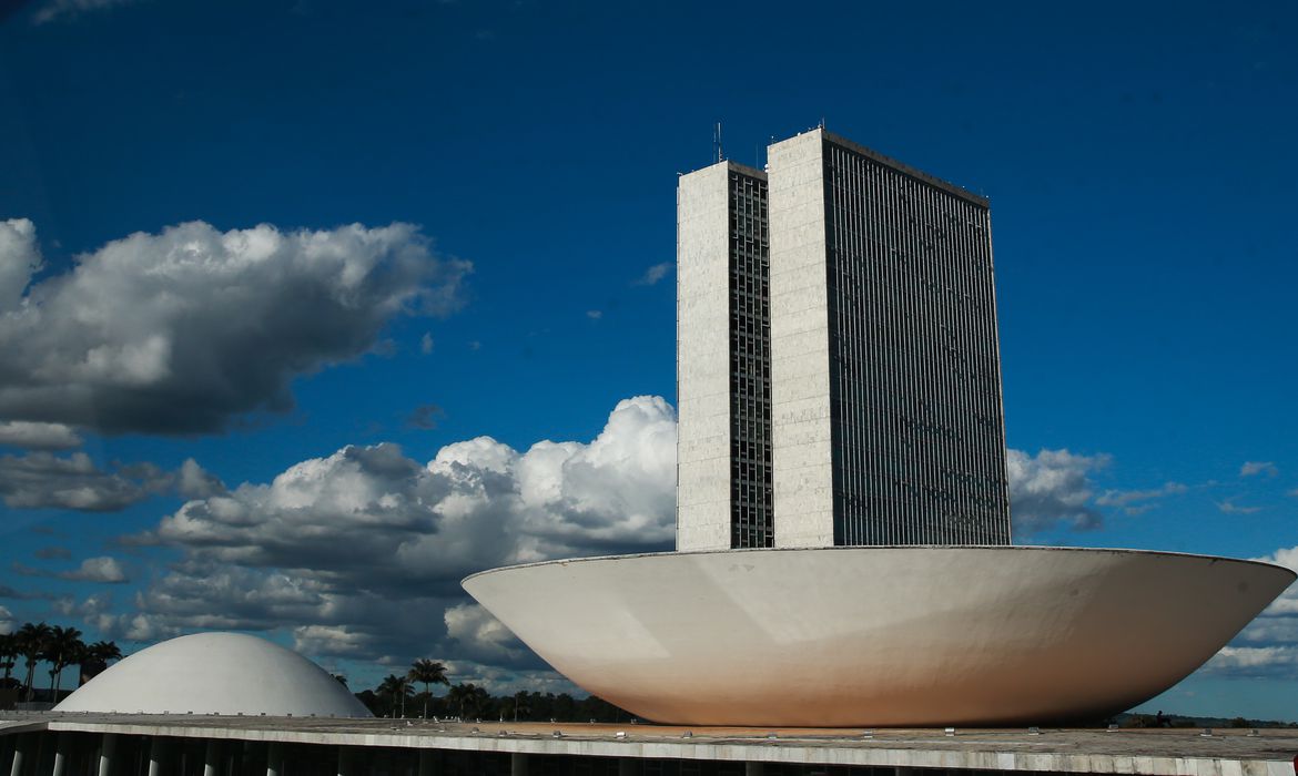 Câmara aprova novas regras para distribuição de sobras eleitorais - News Rondônia