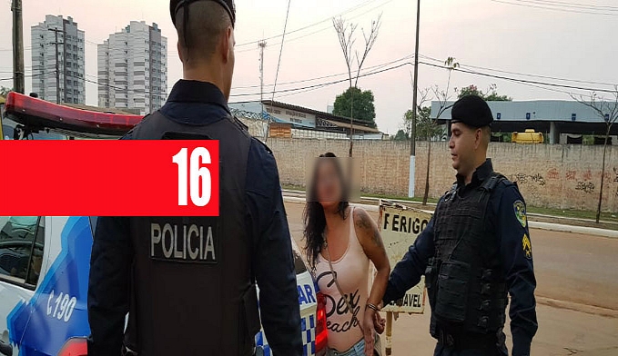 GAROTA DE PROGRAMA DÁ FACADA NO PEITO DE CLIENTE PRÓXIMO REGIÃO DE PROSTITUIÇÃO - News Rondônia