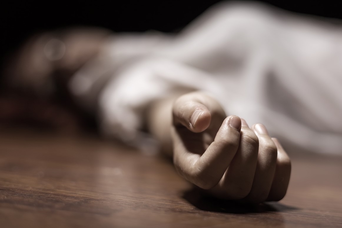 ESTUDANTE É MORTA AO TOMAR GARRAFADA POR ENGANO EM FESTA - News Rondônia