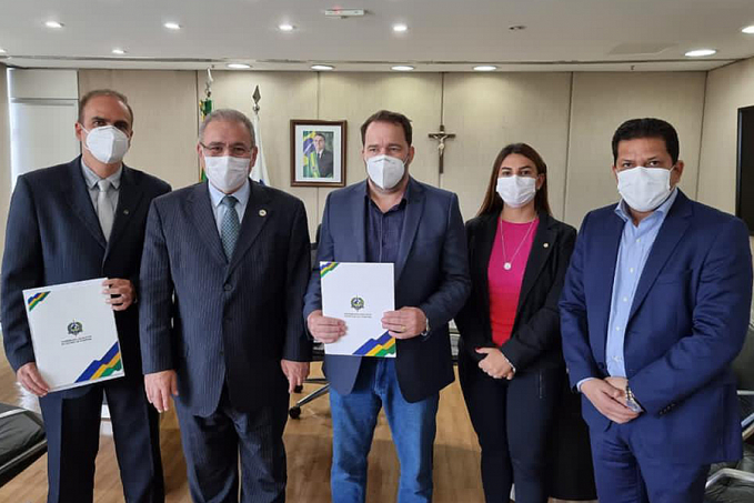 Brasília - dep. Alan Queiroz integra comissão de deputados de Rondônia que apresentou reivindicações ao novo ministro da saúde, Marcelo Queiroga - News Rondônia