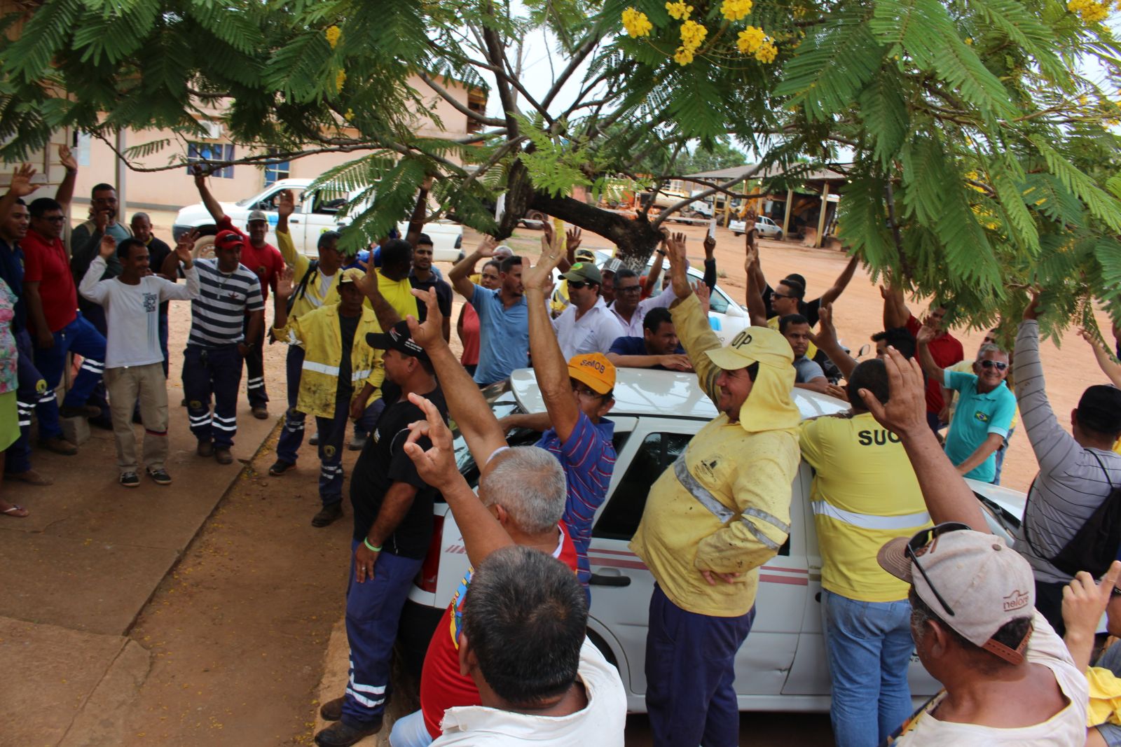 SERVIDORES DA SUOP PARALISAM ATIVIDADES E SÓ RETORNAM AO 'TRECHO' COM EQUIPAMENTOS DE PROTEÇÃO - News Rondônia