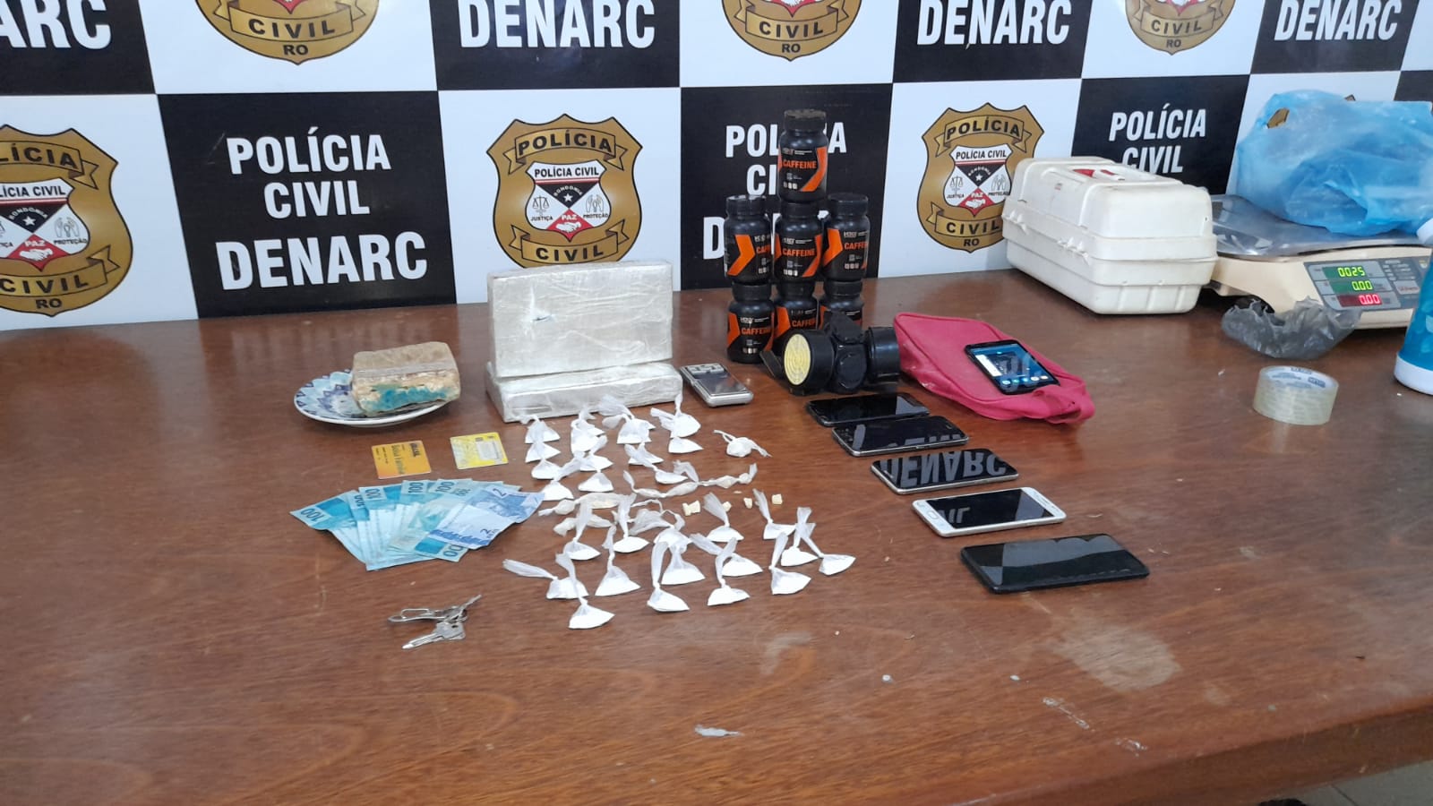 TRÁFICO - Diego "tatu" é preso pelo Denarc com droga enterrada avaliada em mais de 70 mil reais na zona sul - News Rondônia