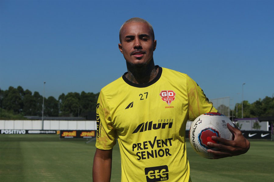 Audax anuncia a contratação do cantor MC Livinho, que terá quarta chance de ser jogador profissional - News Rondônia