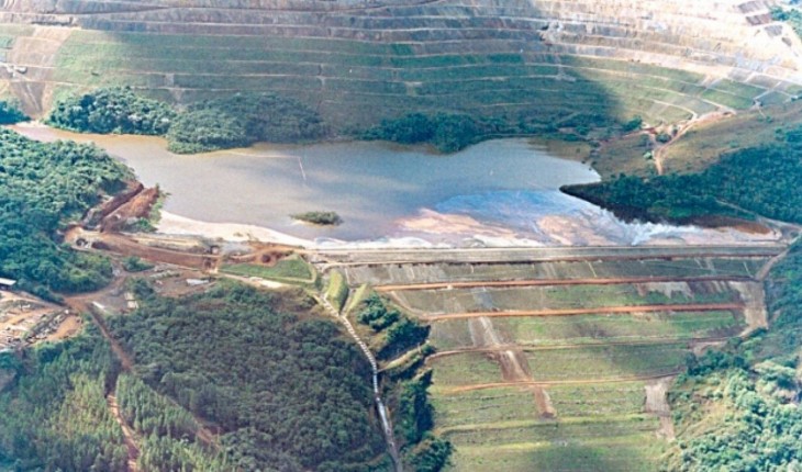 PÂNICO EM MG: BARRAGEM BOMBA-RELÓGIO ESTÁ PRESTES A SE ROMPER - News Rondônia