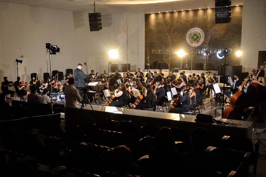Orquestra encanta em "Concerto de Inverno" com transmissão pela internet, veja live e fotos - News Rondônia