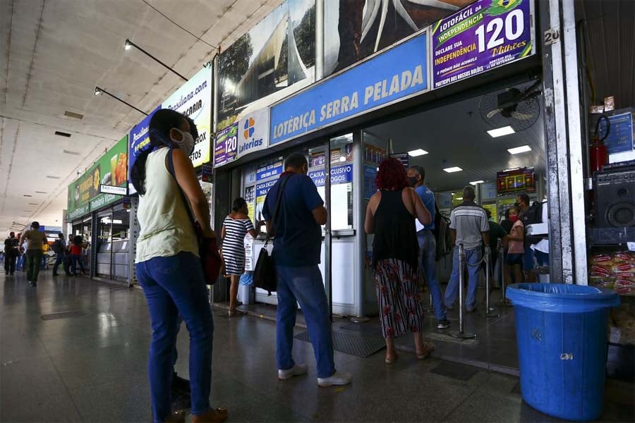Mega-Sena deve pagar hoje prêmio de R$ 10,5 milhões - News Rondônia