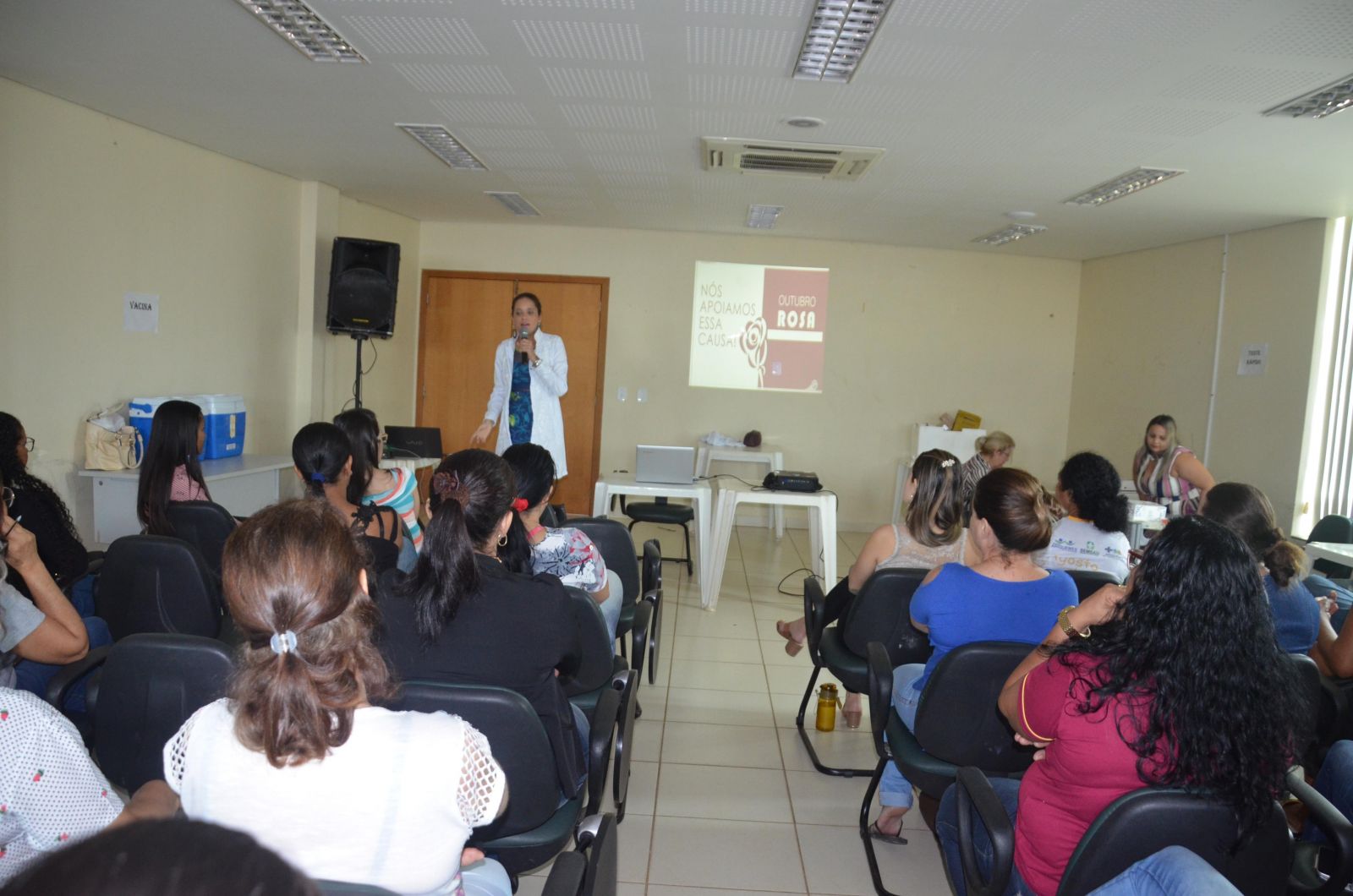 DEZEMBRO VERMELHO: SEMSAU INTENSIFICA AÇÕES DE PREVENÇÃO AO HIV EM ARIQUEMES - News Rondônia