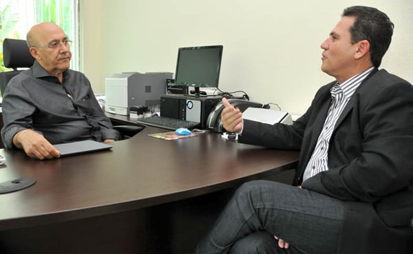 O PAU ESTÁ QUEBRANDO NO MDB - POR CARLOS HENRIQUE ANGELO - News Rondônia