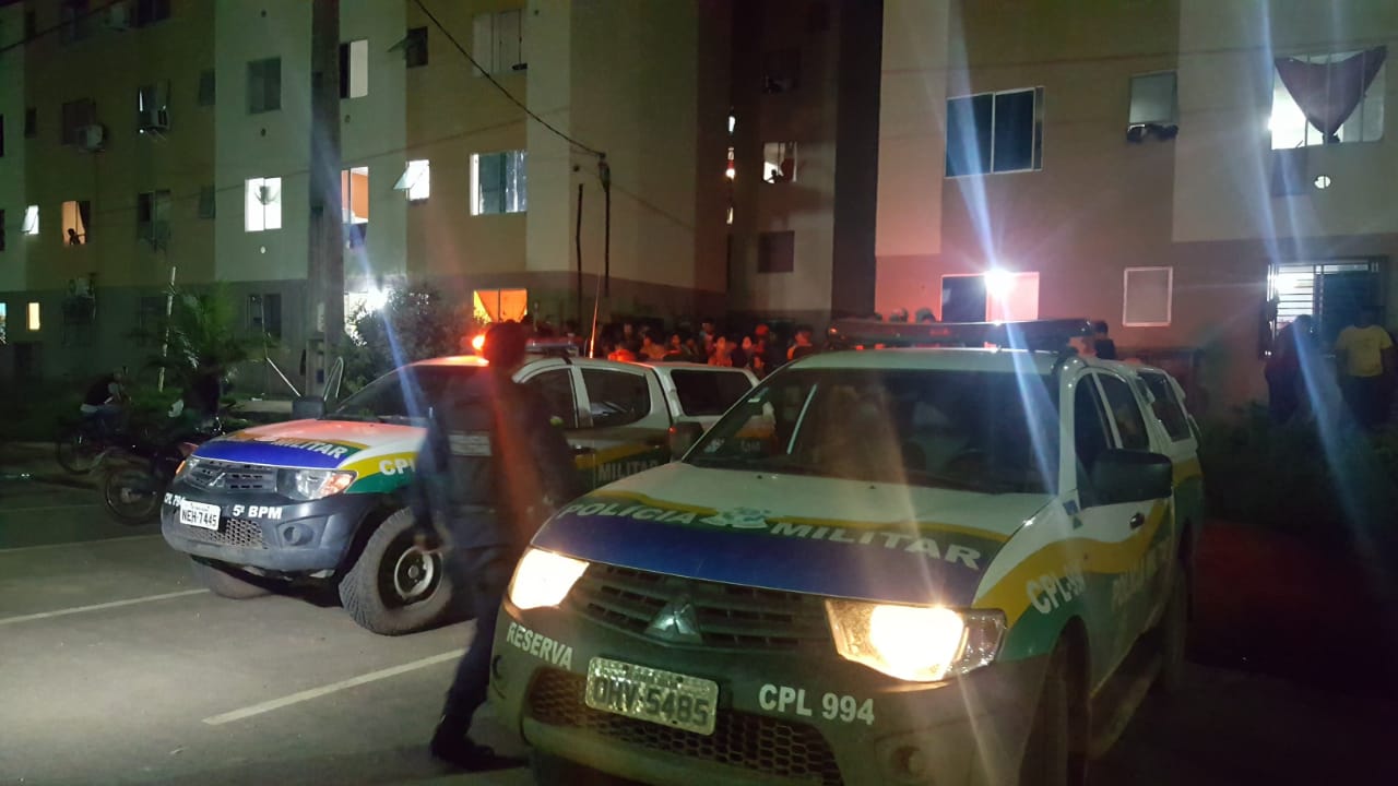 HOMEM DESMAIA APÓS SER ATACADO COM PAULADAS NA CABEÇA NO ORGULHO DO MADEIRA - News Rondônia