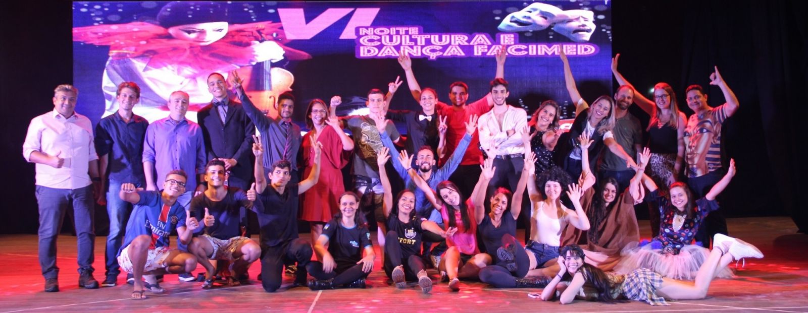 COLUNA SOCIAL MARISA LINHARES: VI NOITE CULTURA E DANÇA - News Rondônia