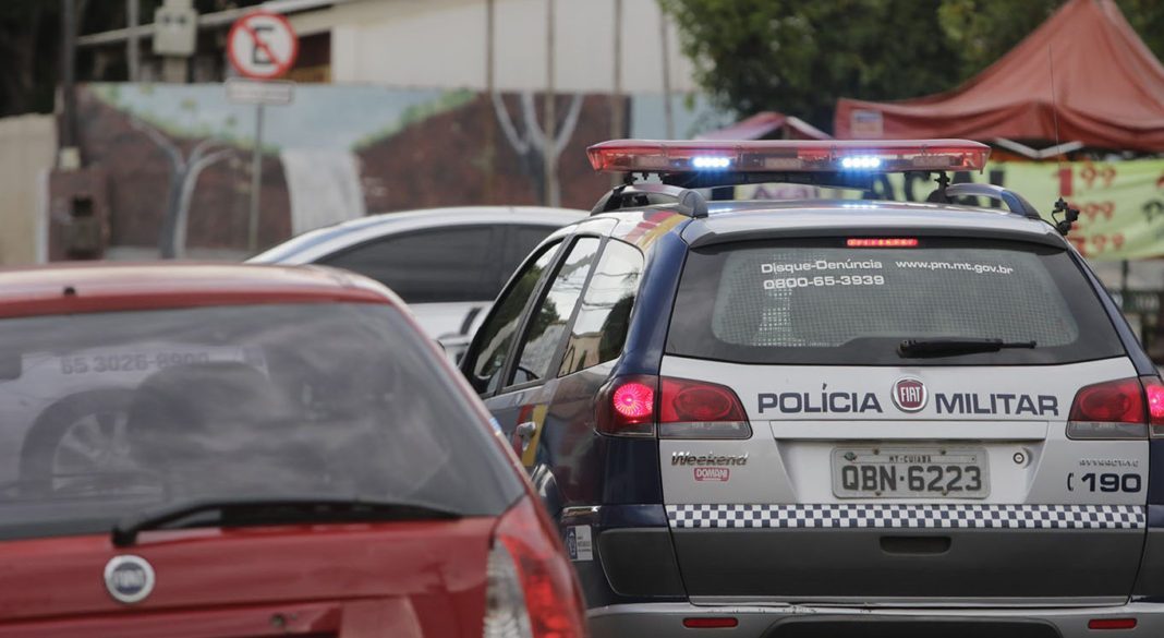 APÓS CHURRASCO COM COLEGAS, HOMEM É ENCONTRADO MORTO E COM A CABEÇA EM CHAMAS - News Rondônia