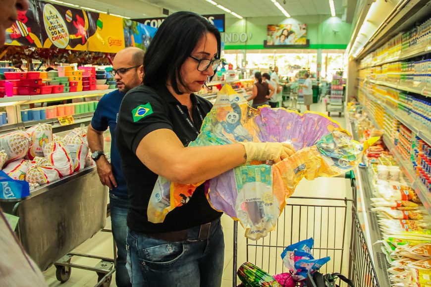 PÁSCOA: SE FOR BRINQUEDO, BRINDE DO OVO DE CHOCOLATE TEM QUE TER SELO E RECOMENDAÇÃO DE FAIXA ETÁRIA EM RONDÔNIA - News Rondônia