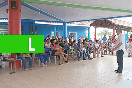 ORIENTAÇÕES DE TRÂNSITO SÃO FEITAS EM PALESTRA NA FLOR DO PIQUIÁ - News Rondônia