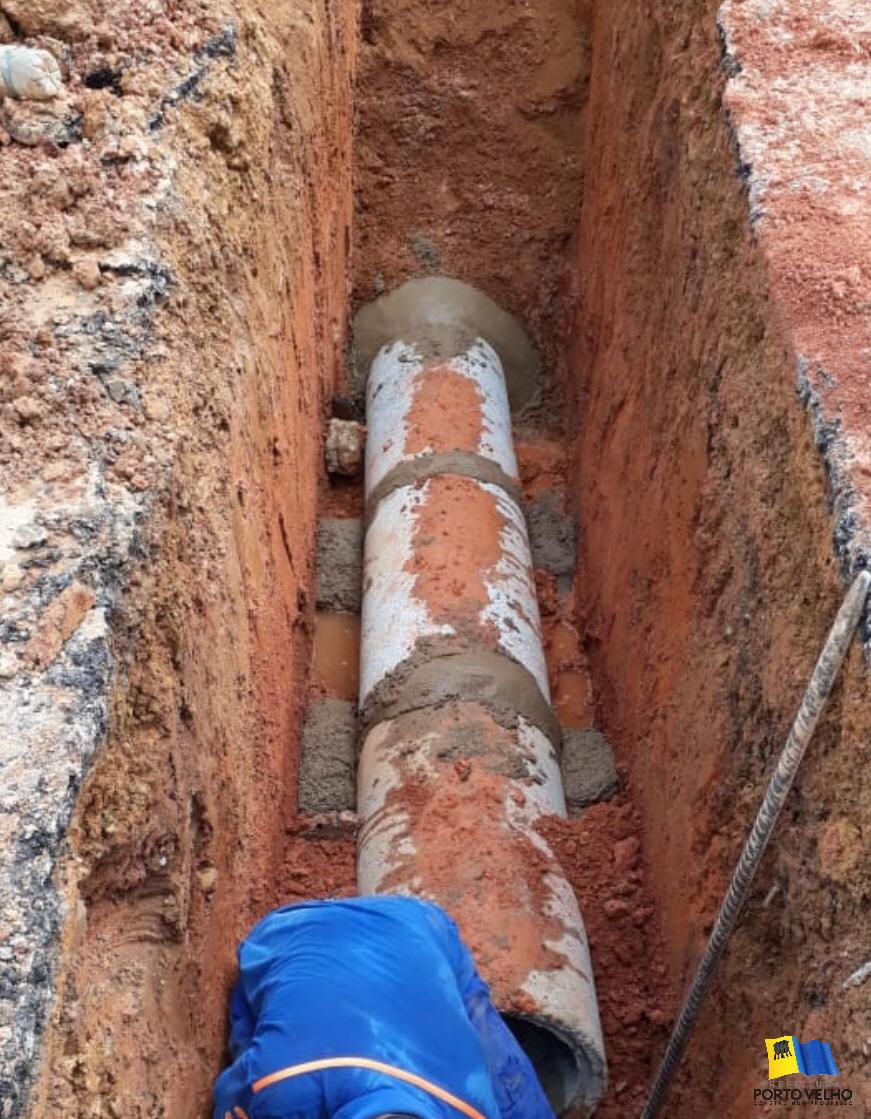 SEMISB REALIZA MANUTENÇÃO DE BUEIROS ENTUPIDOS EM PORTO VELHO - News Rondônia