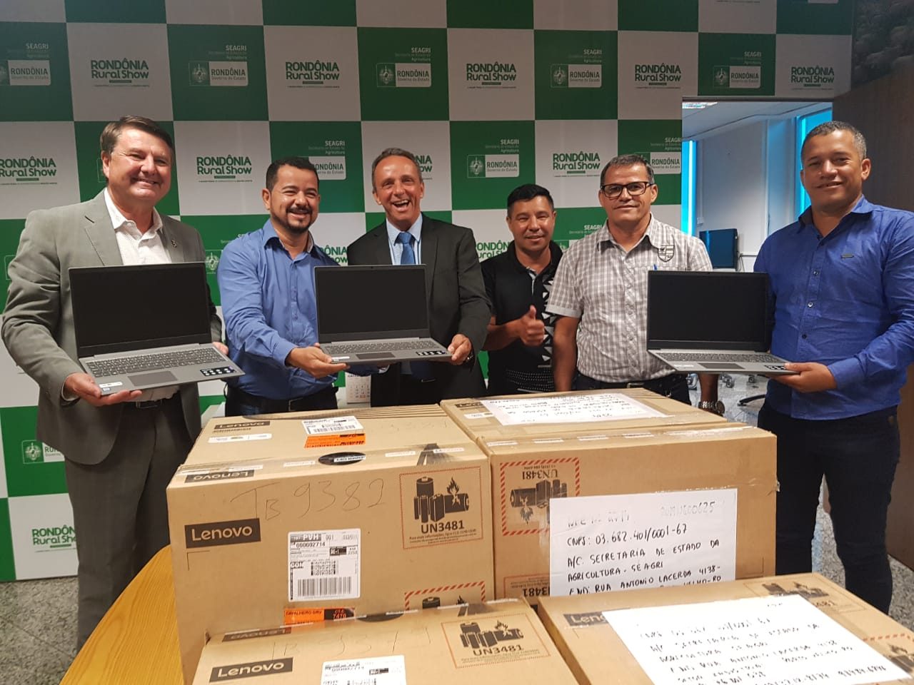 SEAGRI ENTREGA EQUIPAMENTOS DE INFORMÁTICA À EMATER-RO PARA FORTALECER OS SERVIÇOS DE ASSISTÊNCIA TÉCNICA NO CAMPO - News Rondônia