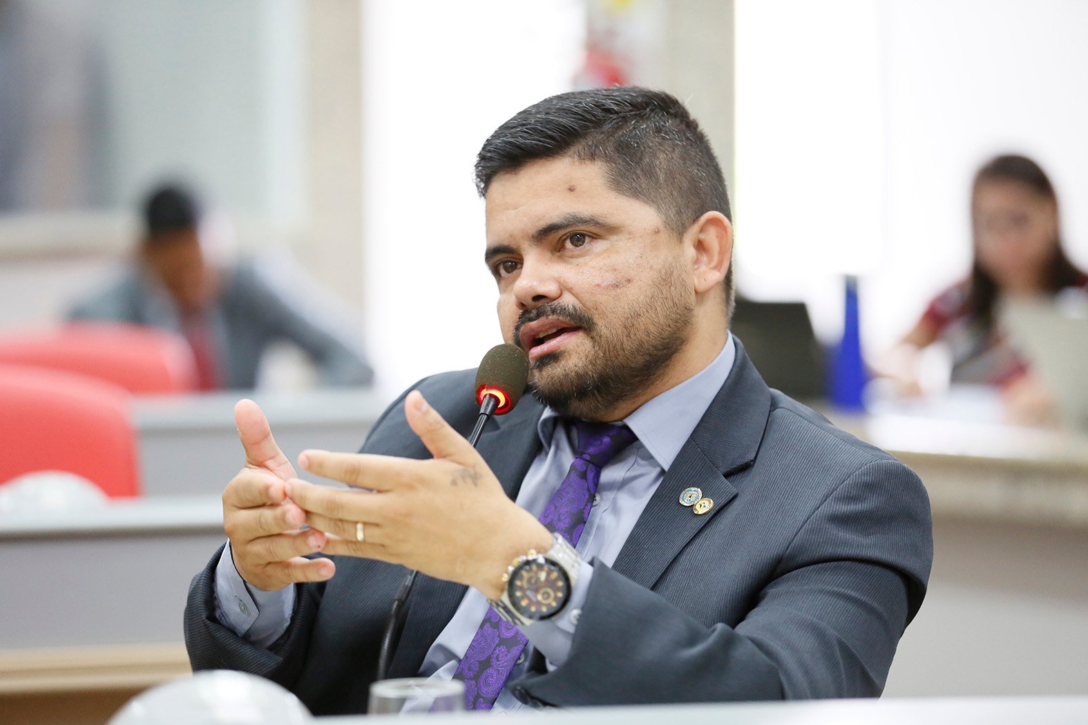 JESUÍNO BOABAID PROPÕE CONCESSÃO DA MEDALHA DE MÉRITO LEGISLATIVO A NELSIAS PENSADOR DA SILVA - News Rondônia